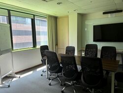 Golden Shoe Car Park (D1), Office #500565191
